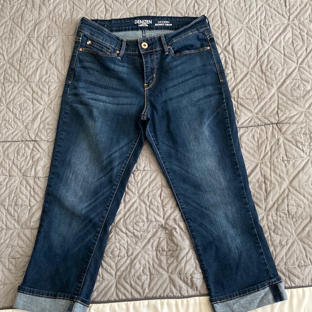 Denizen /Levi’s Modern Skinny Crop jeans
